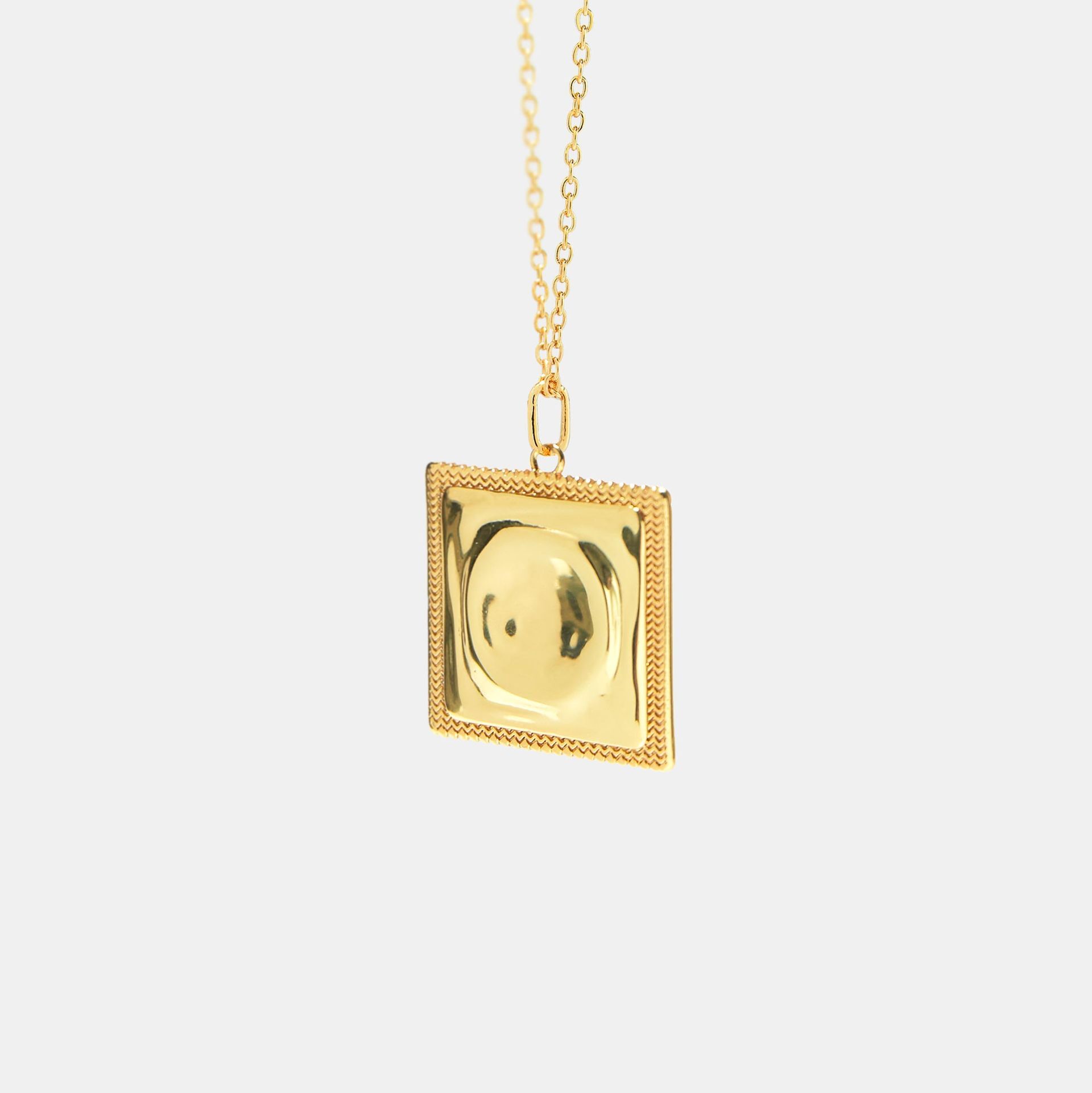 Hoemo World - Condom Pendant Necklace - Gold