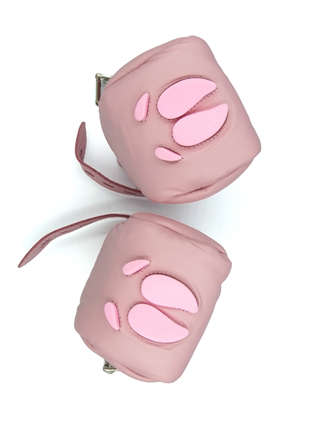 Mister B - Leather Pig Paws Pink
