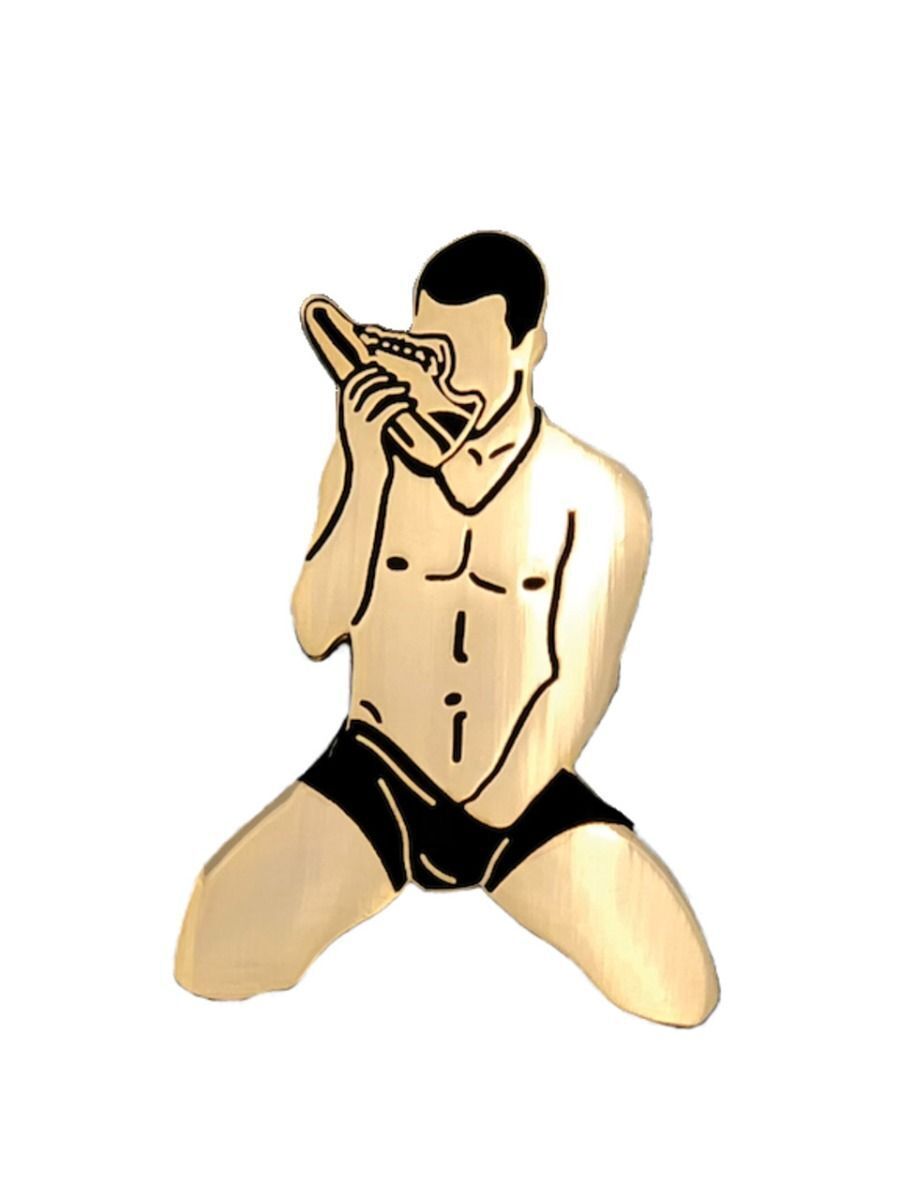 Master of the House Pin - Sniffer Master of the House Pin - Sniffer