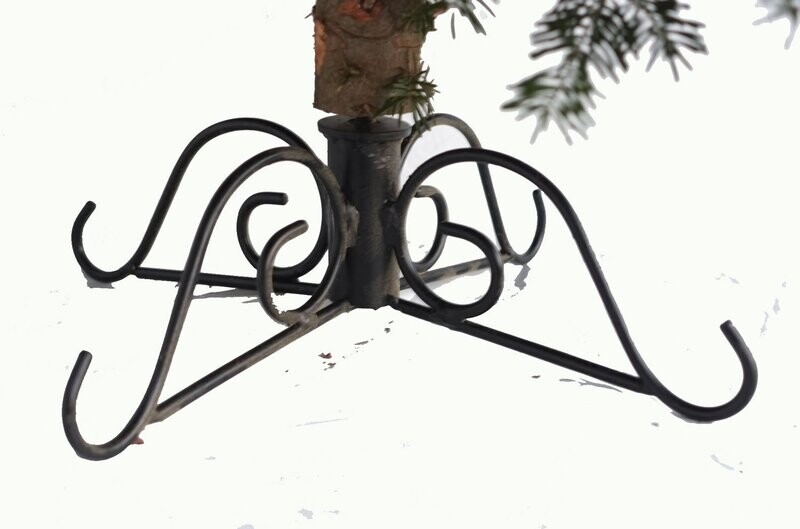 Christbaumständer aus Metall schwarz (handgeschmiedet)