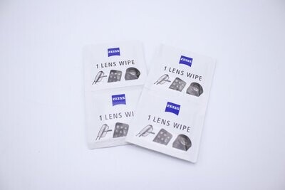 Optical cleaning wipes