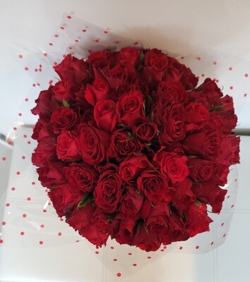 90 Red Roses Allision Petals