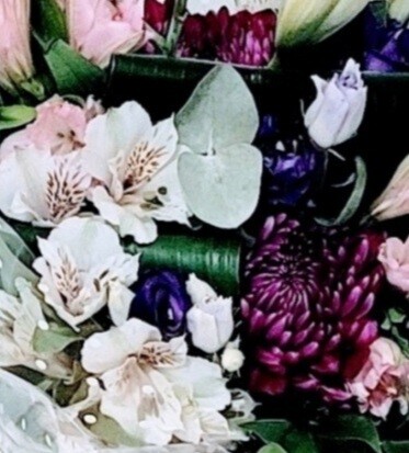 Allison Petals Luxury Flowers