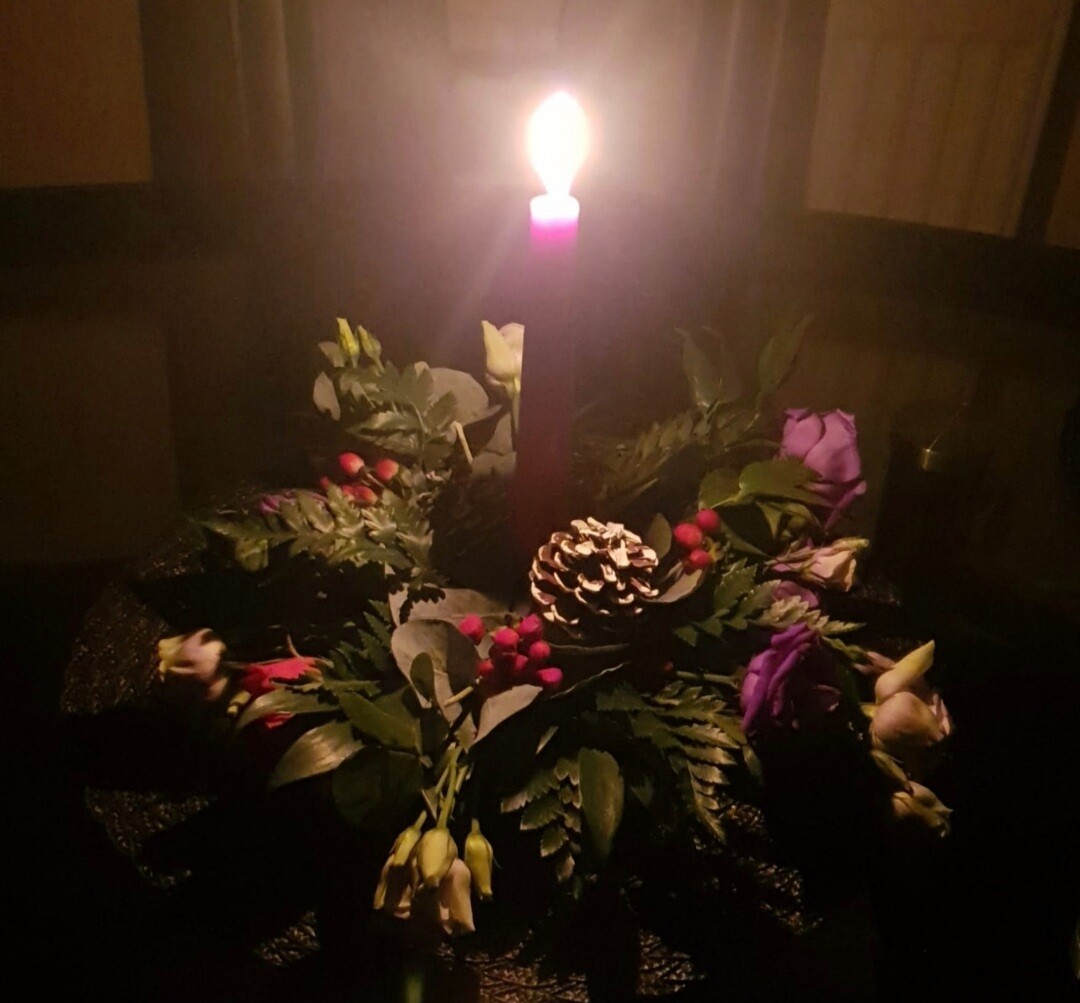 Stockwell Christmas Candle Table Arrangement Making