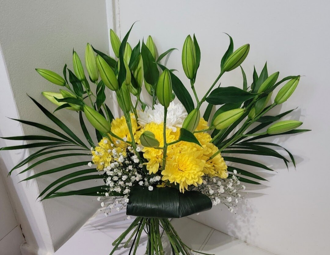 Lily Sympathy bouquet