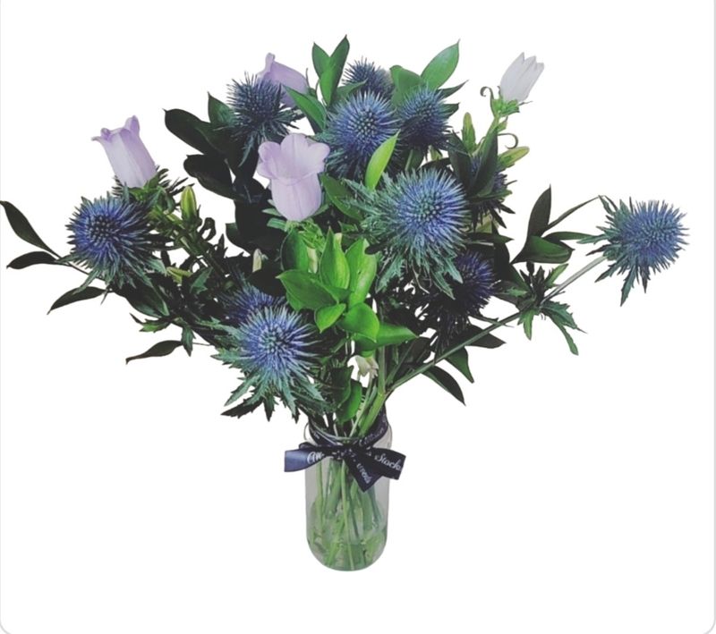Allison petals Flower Subscription
