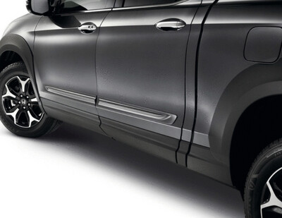 Honda OEM Ridgeline Side Body Molding