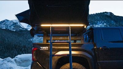 STERLING ADVENTURE CO Uinta Box Shell Rooftop Tent