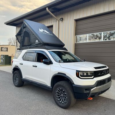 STERLING ADVENTURE CO Wasatch Lite Aluminum Hardshell Rooftop Tent