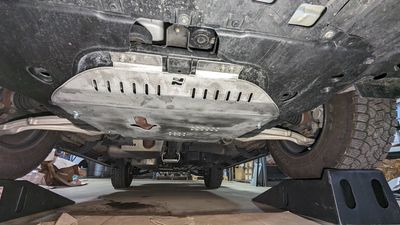 FRONT SKID PLATE 2023+ PILOT