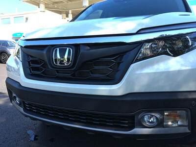 HONDA OEM RIDGELINE SPORT GRILL - Fits 2016 to 2020