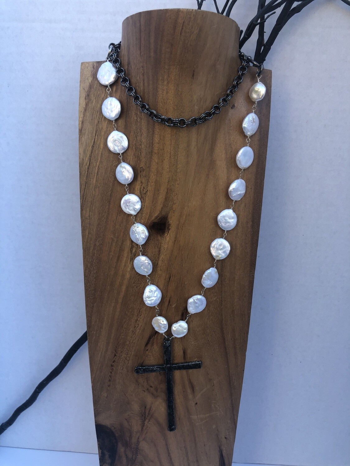 Coin Freshwater Pearls and Gunmetal Necklace