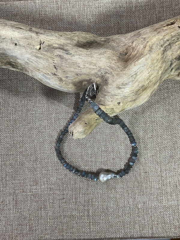 Labradorite and Grey Baroque pearl Necklace