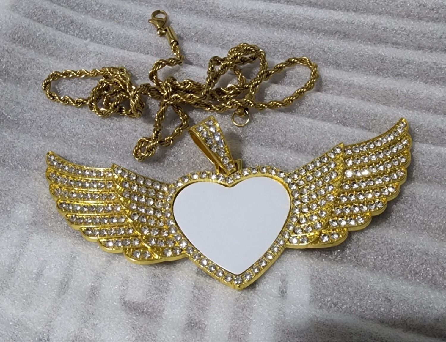 Gold wings
