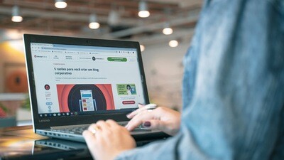 CURSOS PRODUCTOS DIGITALES y EMPRENDIMIENTOS