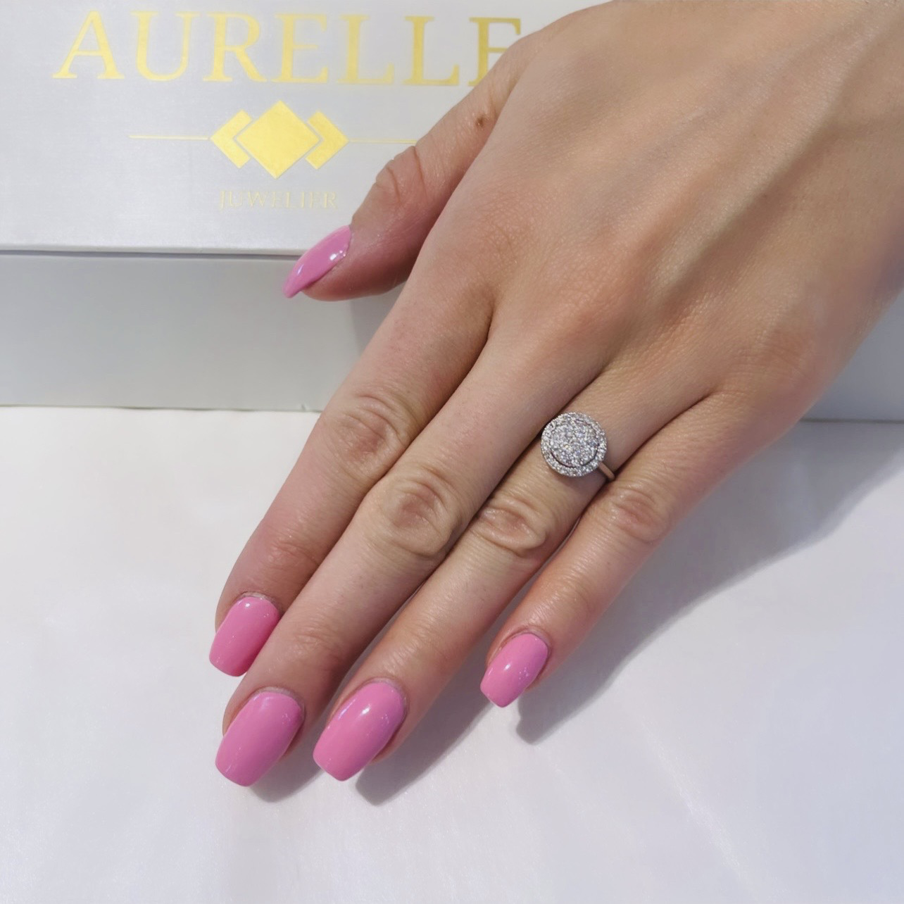 18K Weißgold Diamanten Illusions Verlobungsring