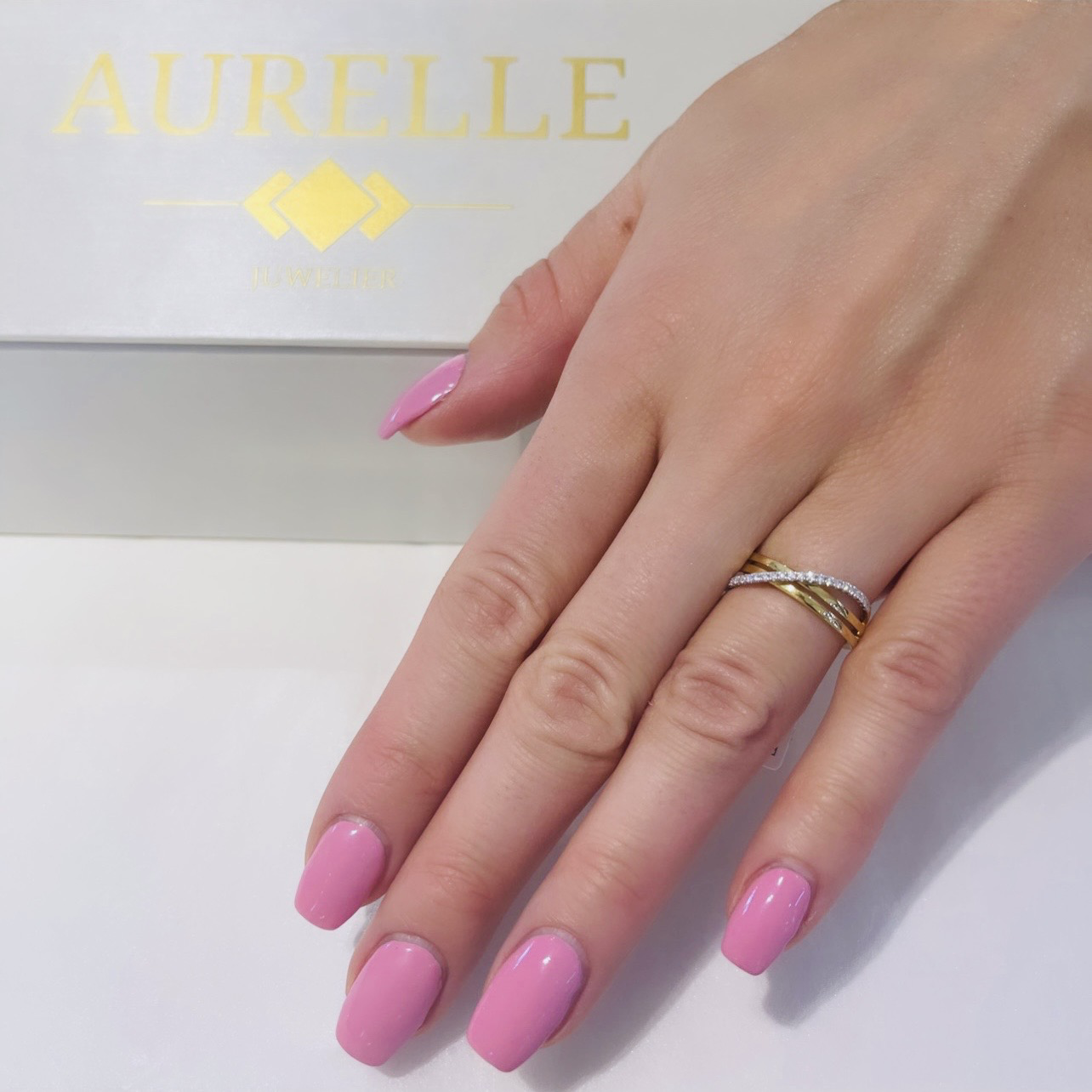 18k Gelbgold Onerow Cross Diamanten Ring