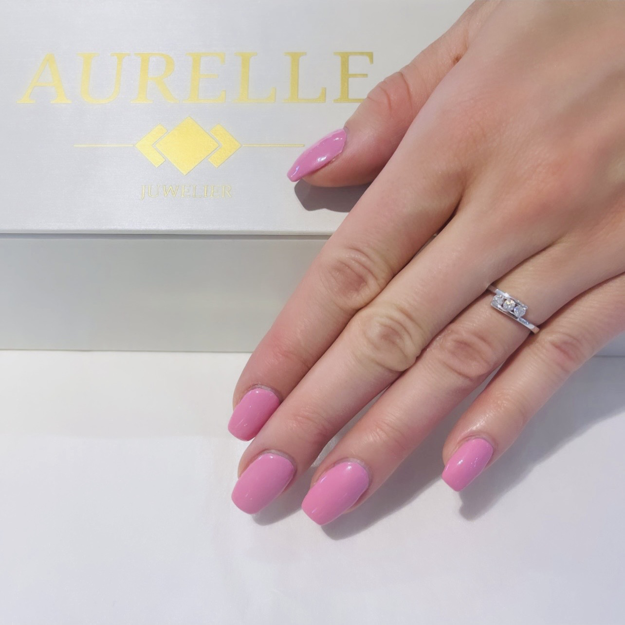 ‘The Vague’ 18K Weißgold Wave Shaped Diamant Ring