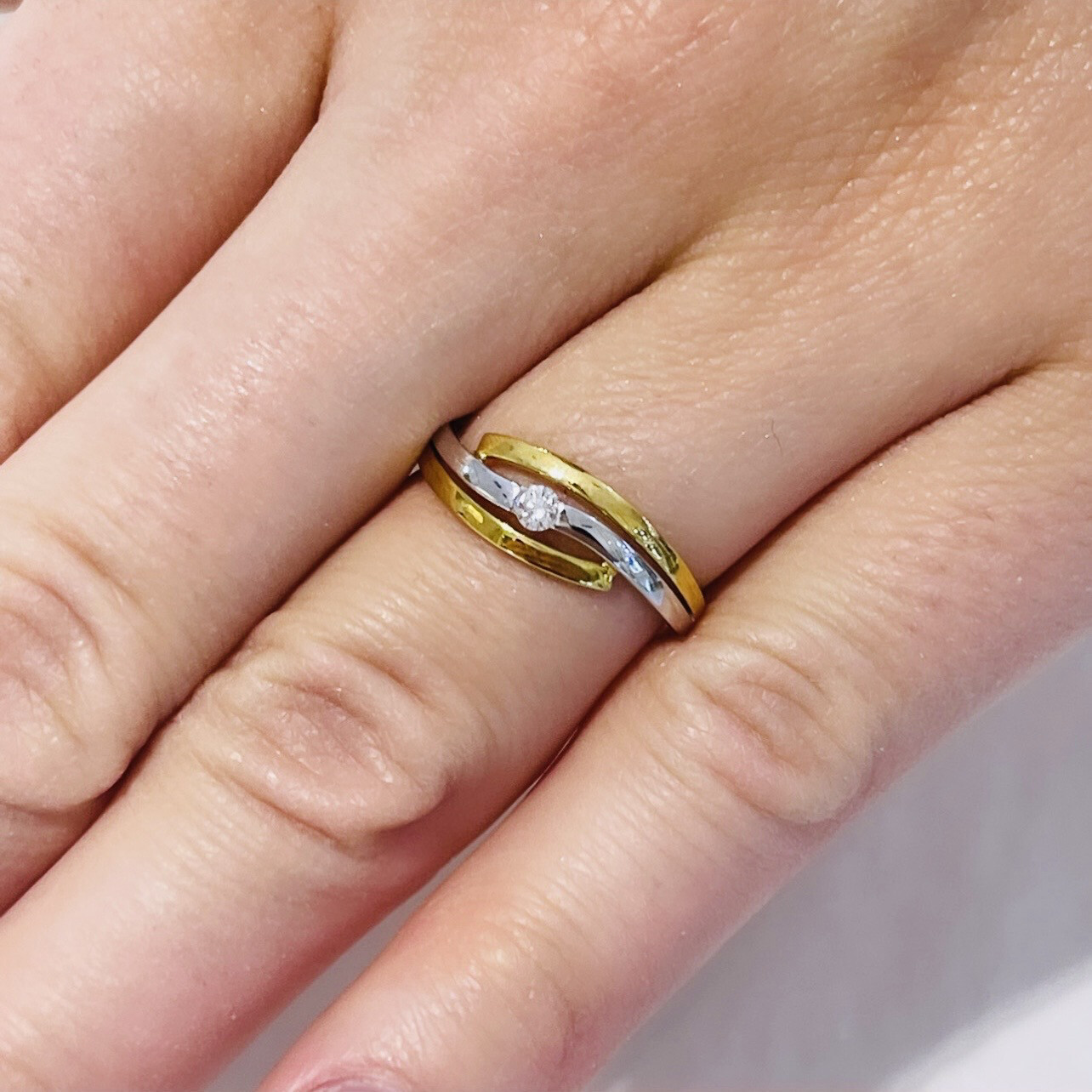 18k Gelbgold Onerow Single Diamant Ring