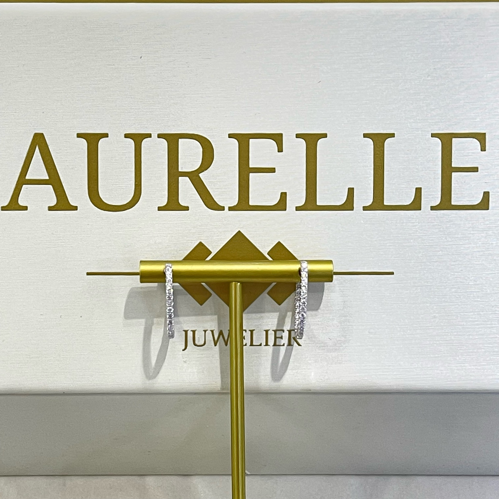 18K Weißgold Diamanten Creoles Ohrringe Inside-Out