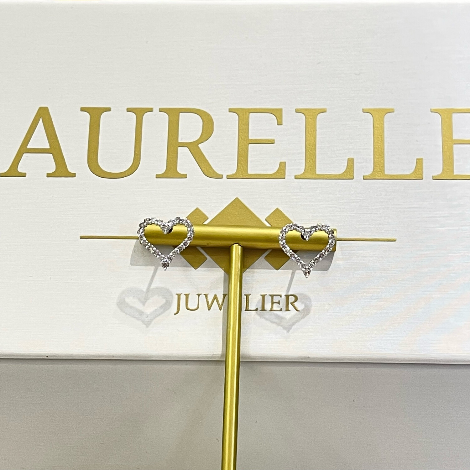 18K Weißgold Diamanten Ohrringe Herz