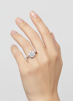 18K Weißgold Blumen Diamant Verlobungsring