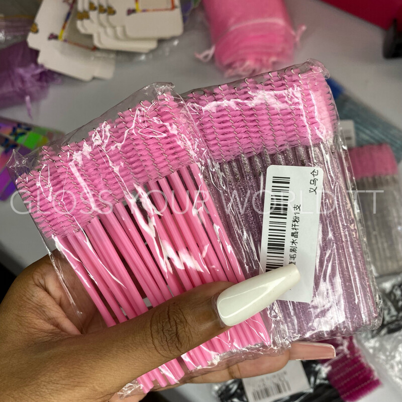 Eyelash Brush