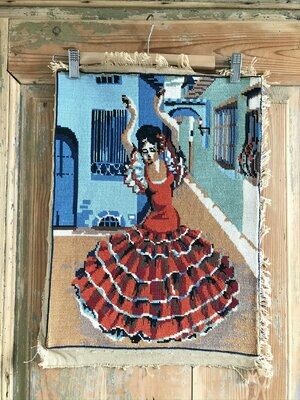 Borduurwerk Flamenco-danseres rode rok bij Spaans huis
