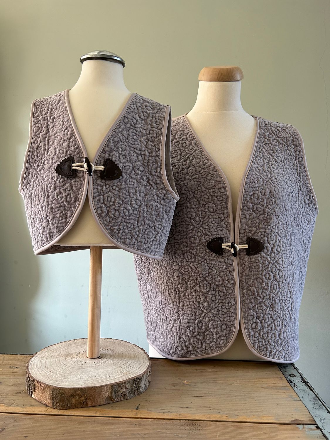 Bodywarmer / gilet (combi-pakket moeder en kind) katoenen velours