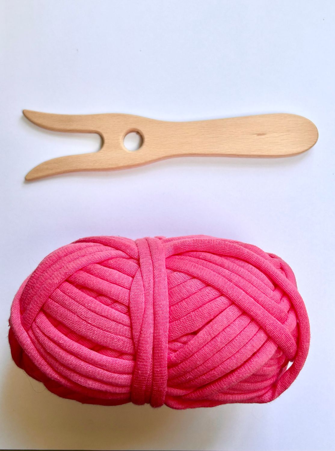 Breivork - met bol rose elastisch garen