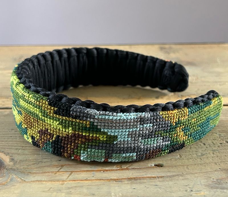 Diadeem / haarband met borduurwerk (nr.1)