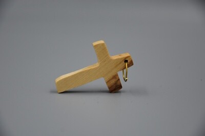 Kreuzanhänger aus Olivenholz Kreuzanhänger aus Olivenholz