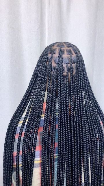 Smedium Knotless Braids