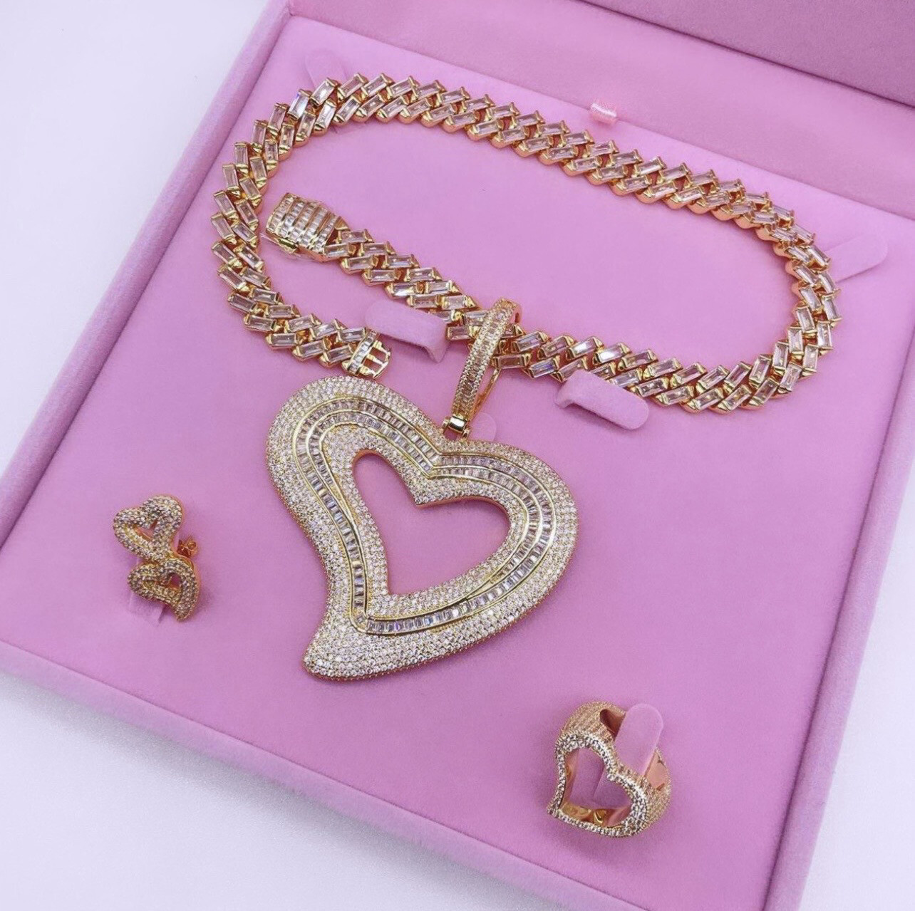 AAAAA+ CZ Baguette Icy Heart Set