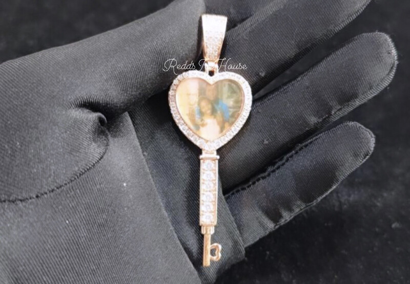 High Quality Heart Key Photo Necklace With Enamel Photo
