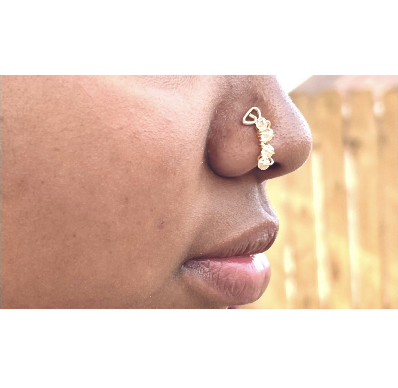 I love my new nose ring! I'm going to wear it everywhere. #nosepiercings  BRIDE : @heena.gajera_67 Photograph by : @hard_films.in &… | Instagram