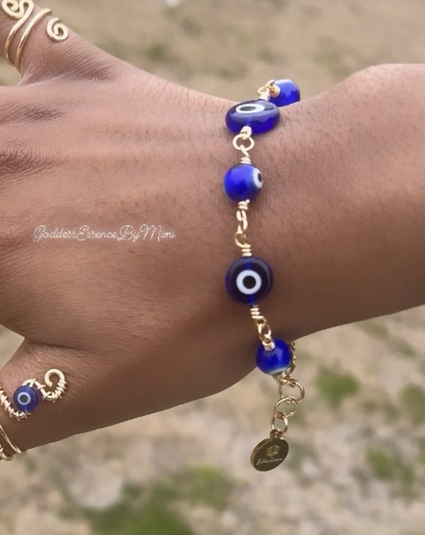 Eye adjustable Anklet or Bracelet