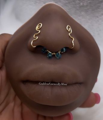 3 Goddess Crystal Nose Cuff Set with septum 3 Goddess Crystal Nose Cuff Set with septum