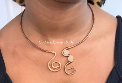 Hand Hammered Raw Copper Crystal Necklace Hand Hammered Raw Copper Crystal Necklace