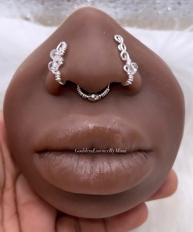 3 Goddess Crystal Nose Cuff Set with septum 3 Goddess Crystal Nose Cuff Set with septum