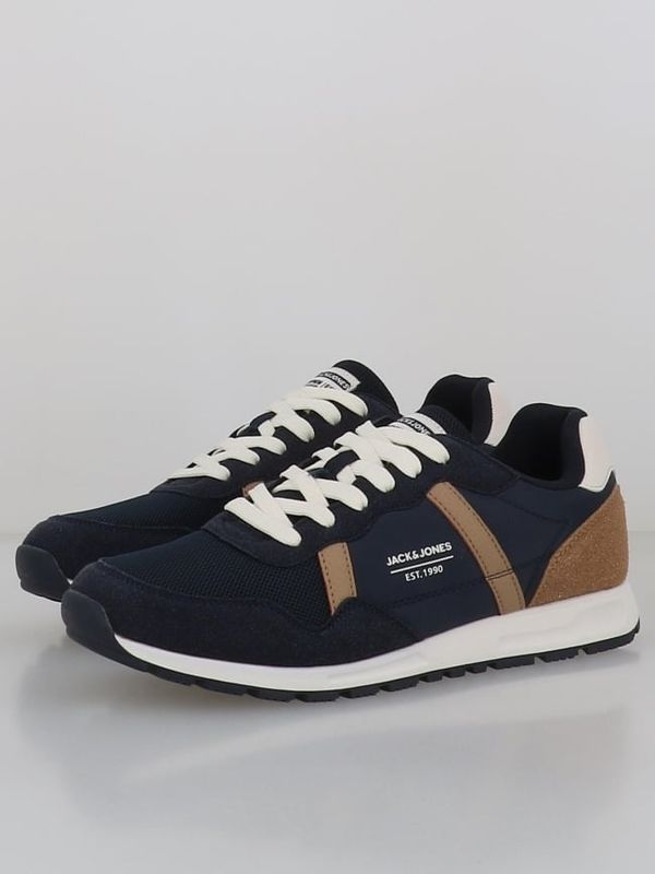JACK AND JONES