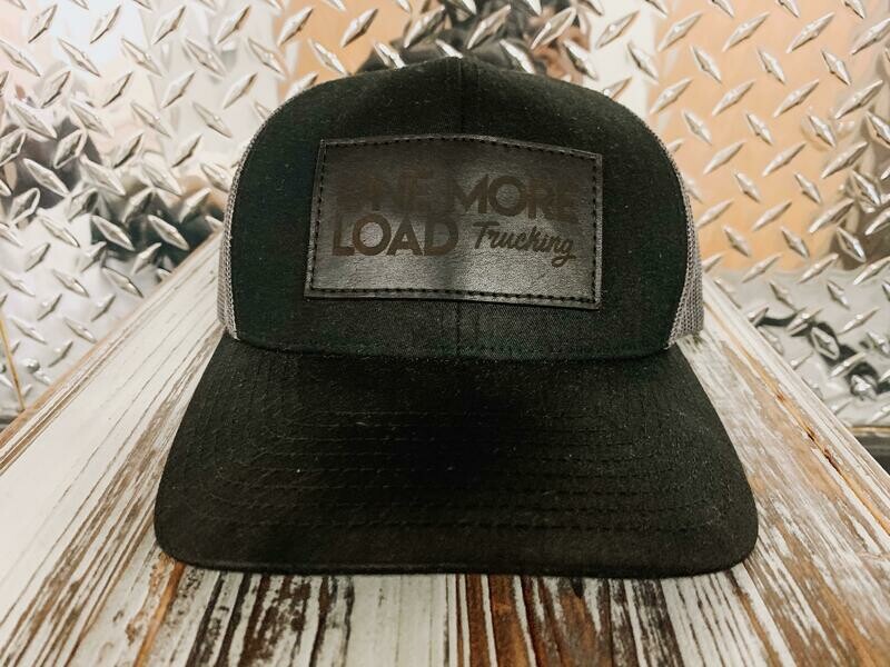 Mesh Snapback Trucker Hat - 104C - Black/Black