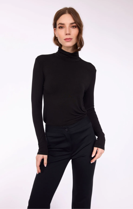 Viscose turtle neck