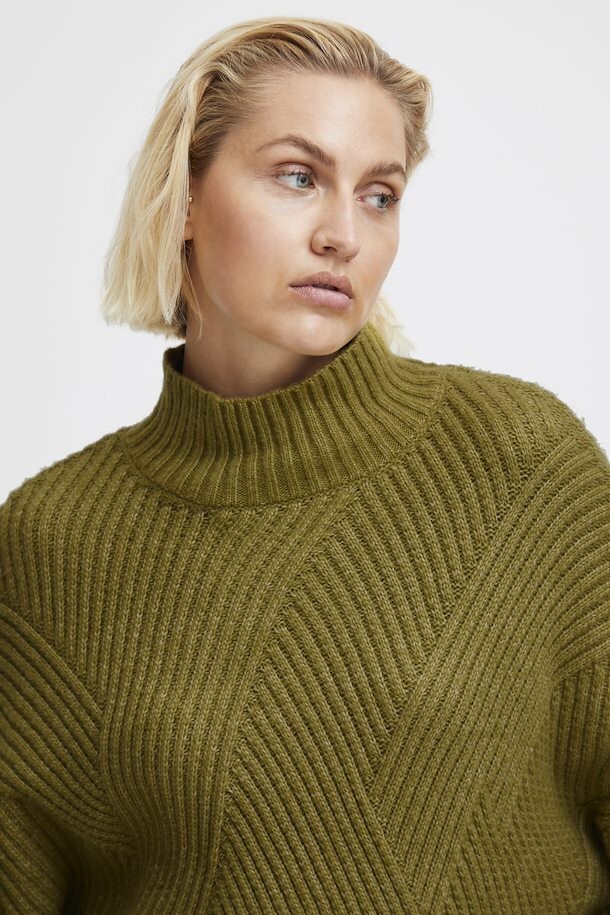 IHMYLLE Sweater