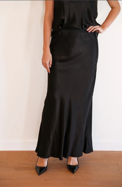 Silky Solid Bias Skirt (Navy)