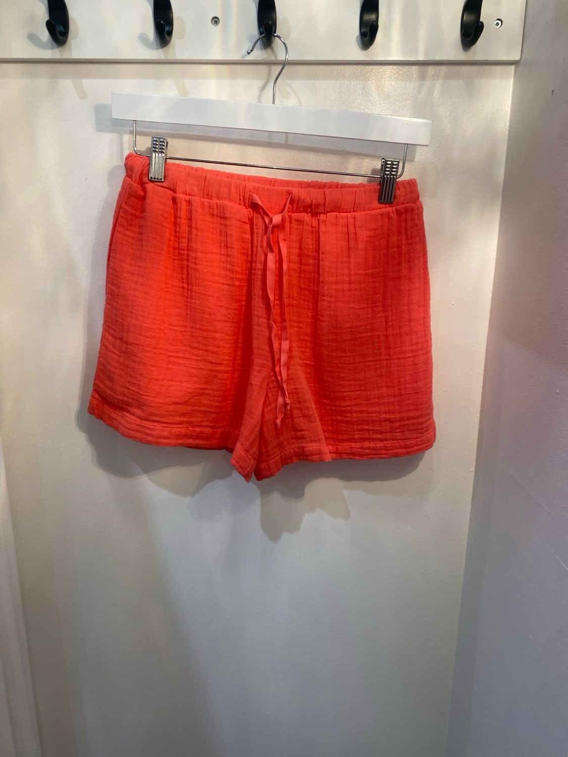Ian cotton gauze short (CORAL only)