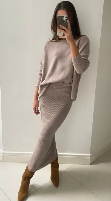 Alma knit pencil skirt