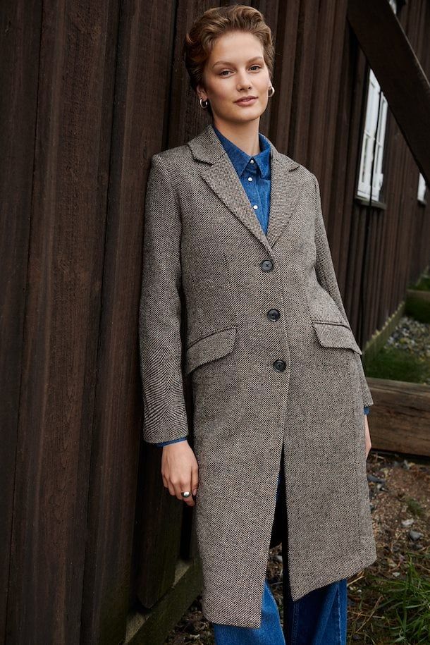Lotte Tweed Coat