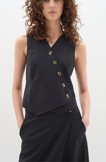 Yaeko Vest