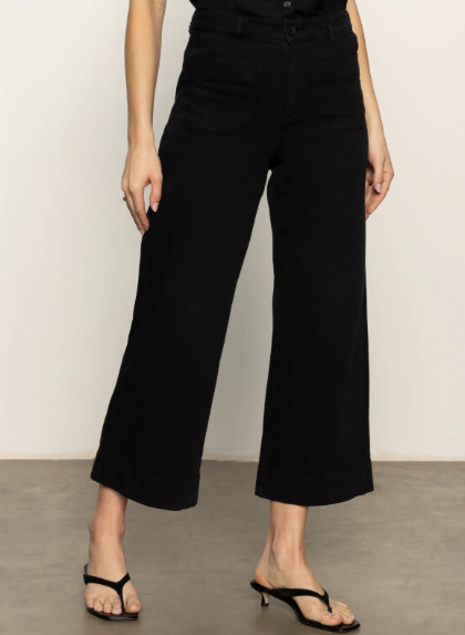 Soft Marine Wide Leg Crop (black)
